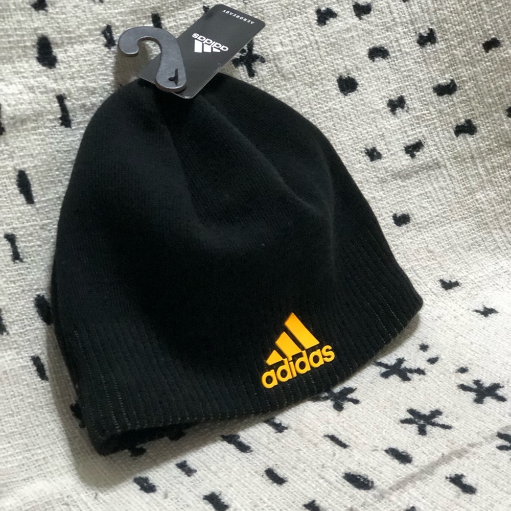 Adidas beanie